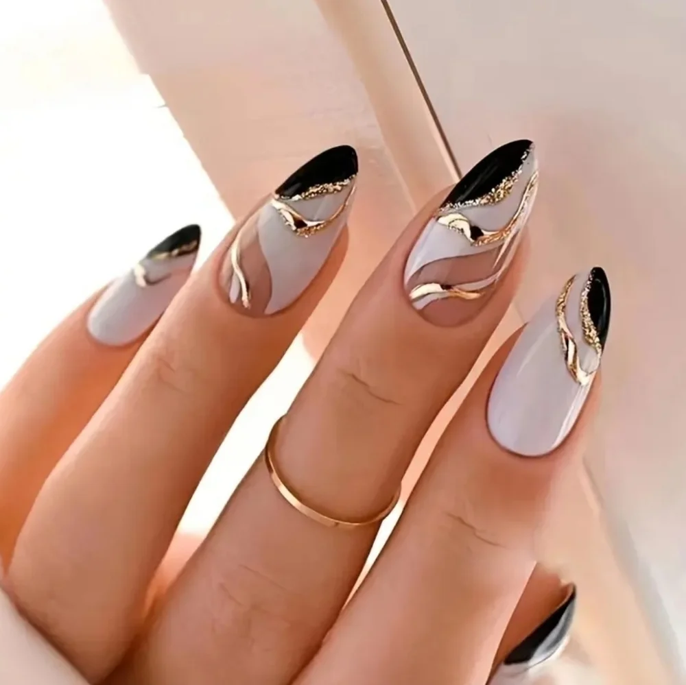 24 Pieces Fake Press On Nails